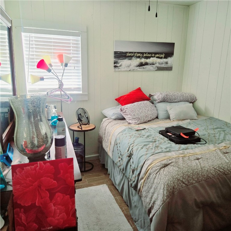 1296 Brownson Property Photo 12
