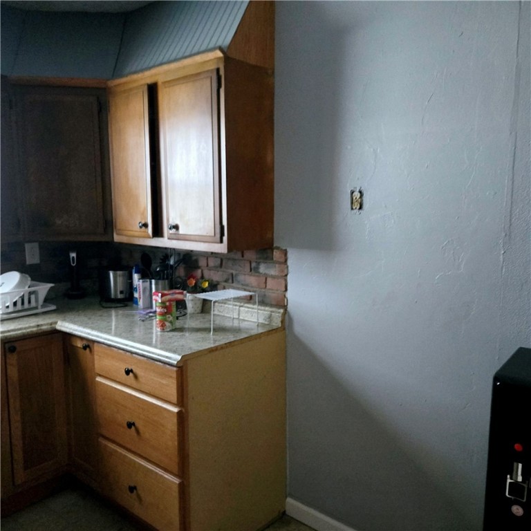1296 Brownson Property Photo 16