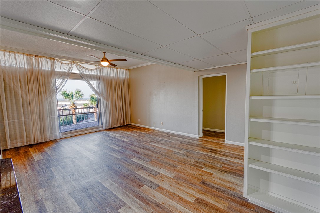 4600 Ocean Dr 308 Property Photo 11