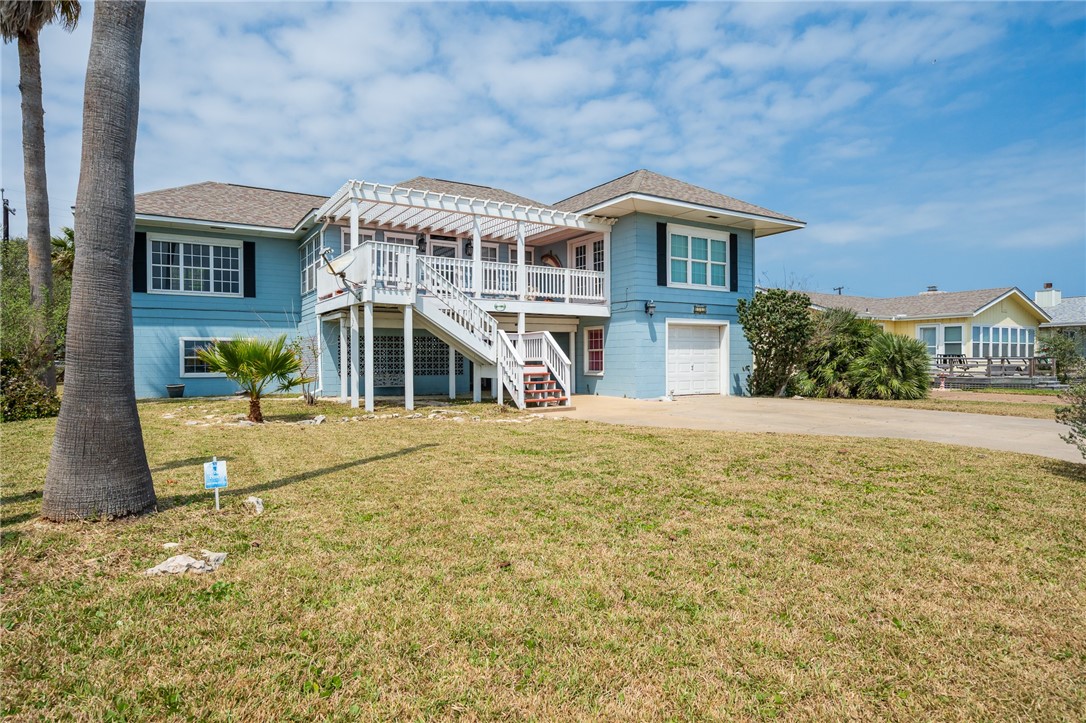 1713 Bayshores Property Photo 2