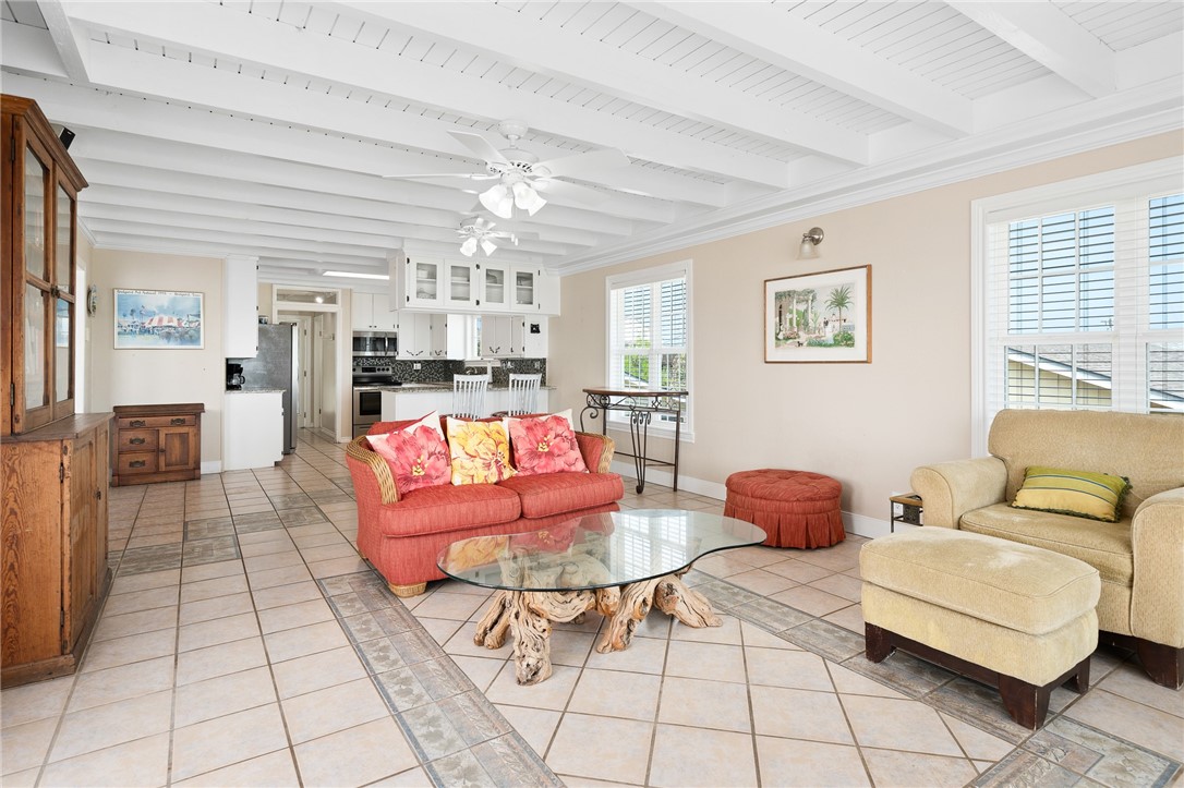 1713 Bayshores Property Photo 12
