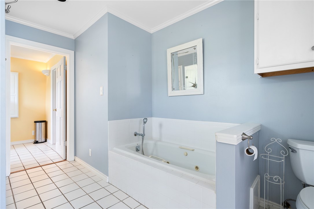 1713 Bayshores Property Photo 28