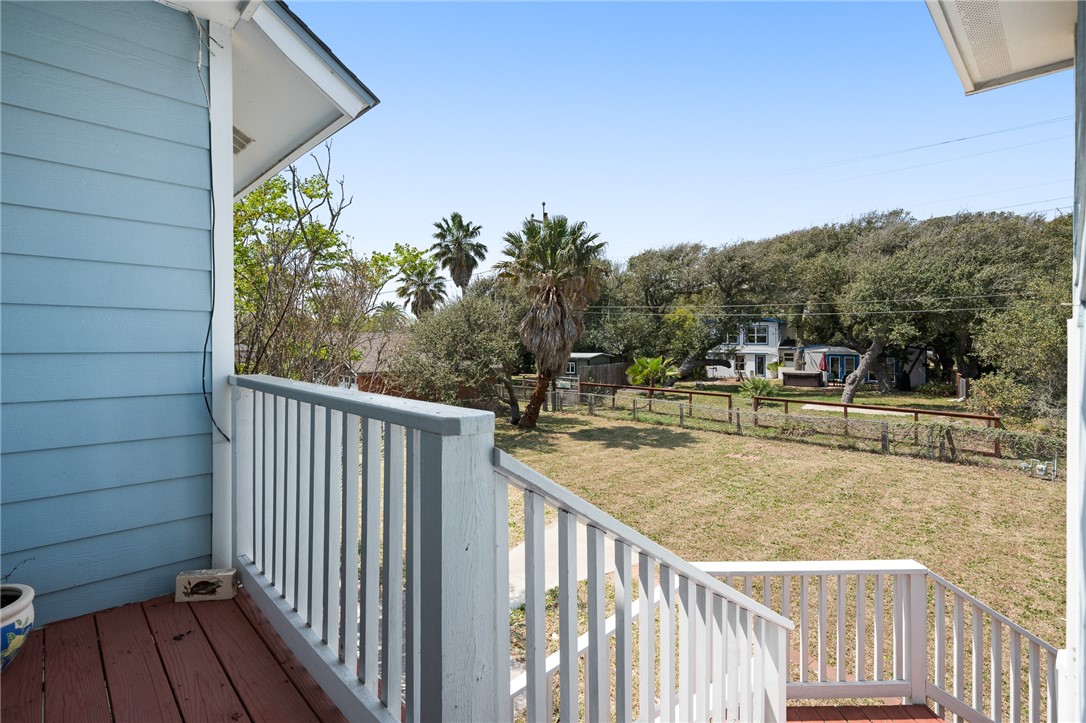 1713 Bayshores Property Photo 36