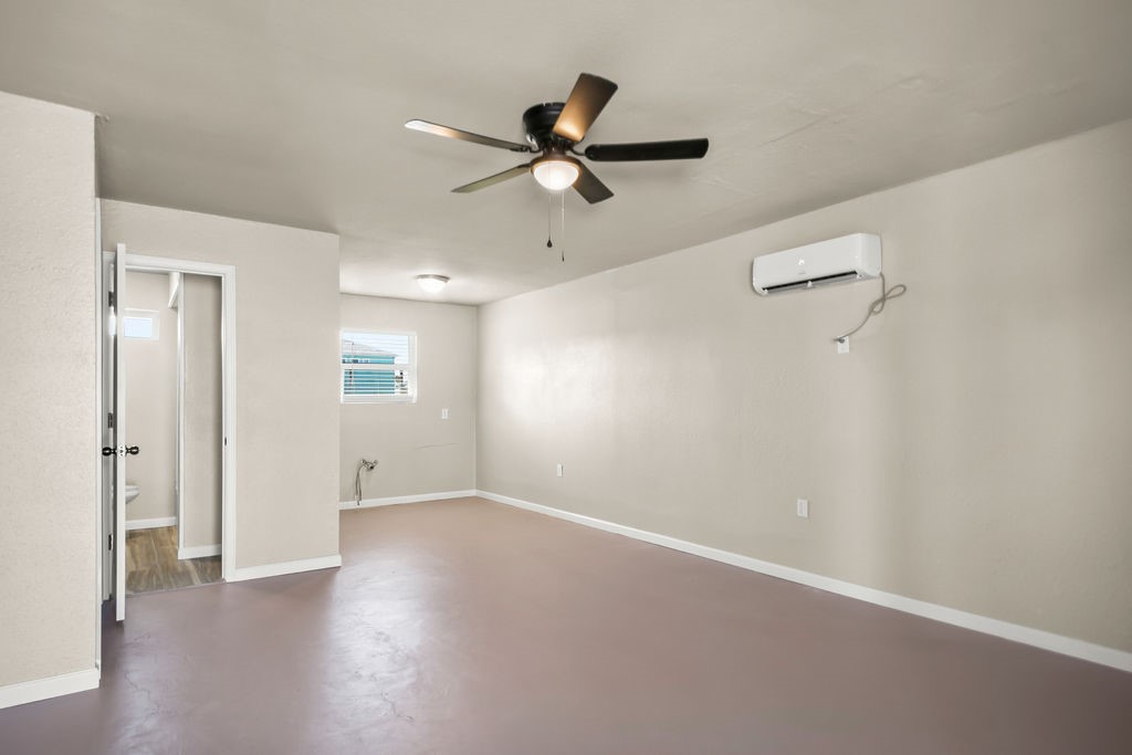 213 Avenue J Property Photo 24