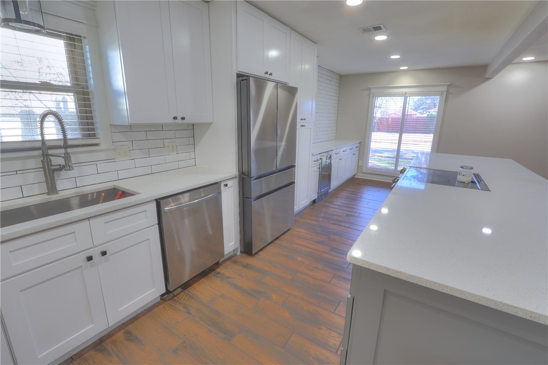 5209 Bromley Dr Property Photo 13