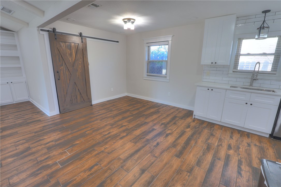 5209 Bromley Dr Property Photo 15