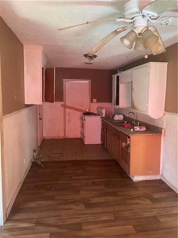 4409 Irene St Property Photo 6