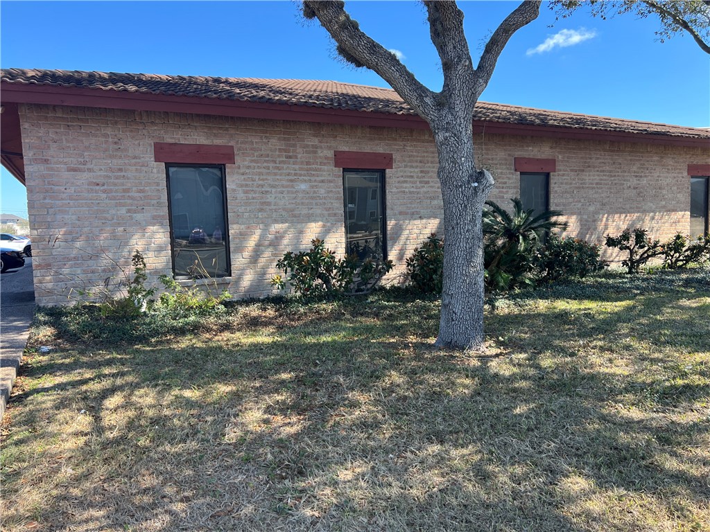 5430 Holly 1a Property Photo 2