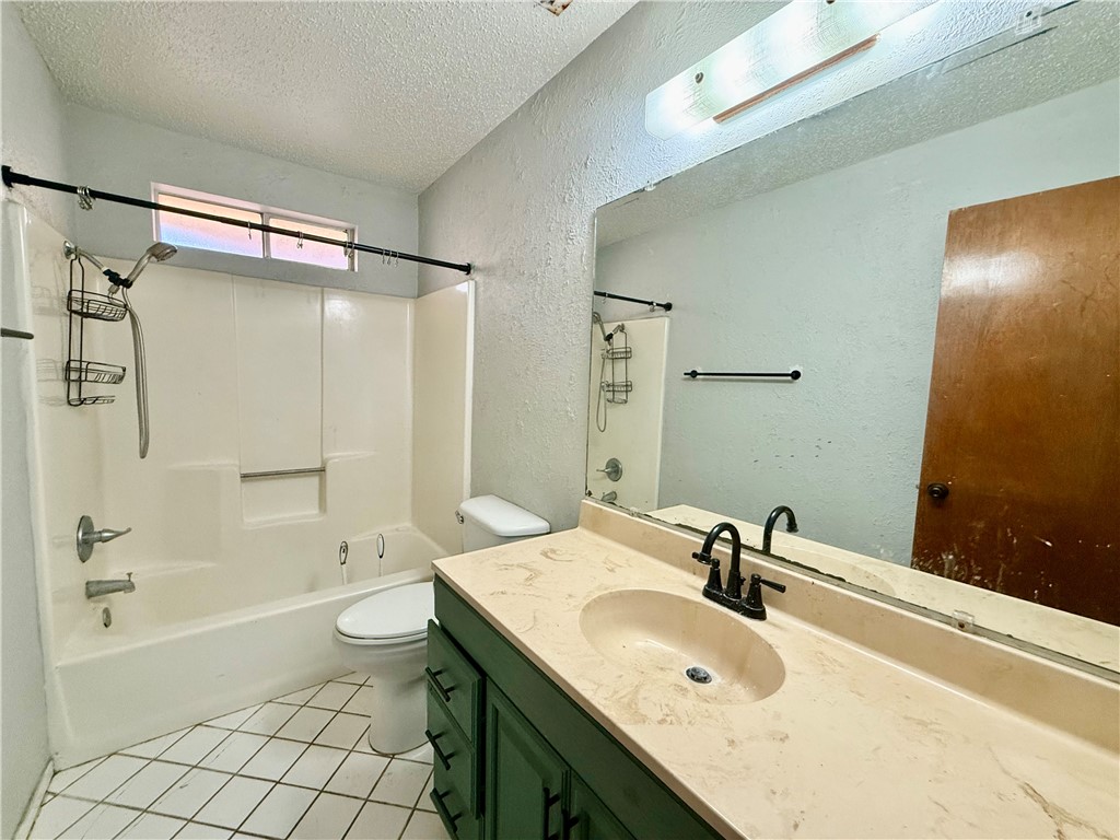 2309 Park Wood Dr Property Photo 7
