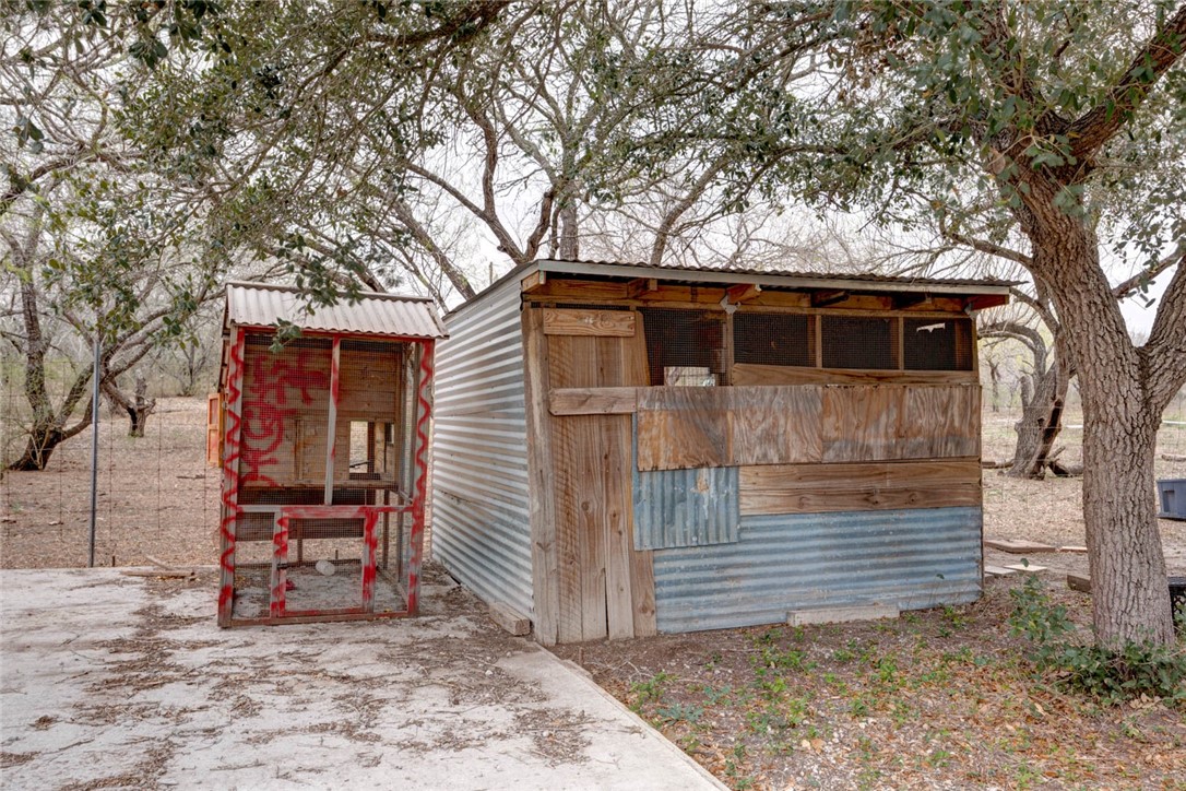 227 E Fm 772 Property Photo 35