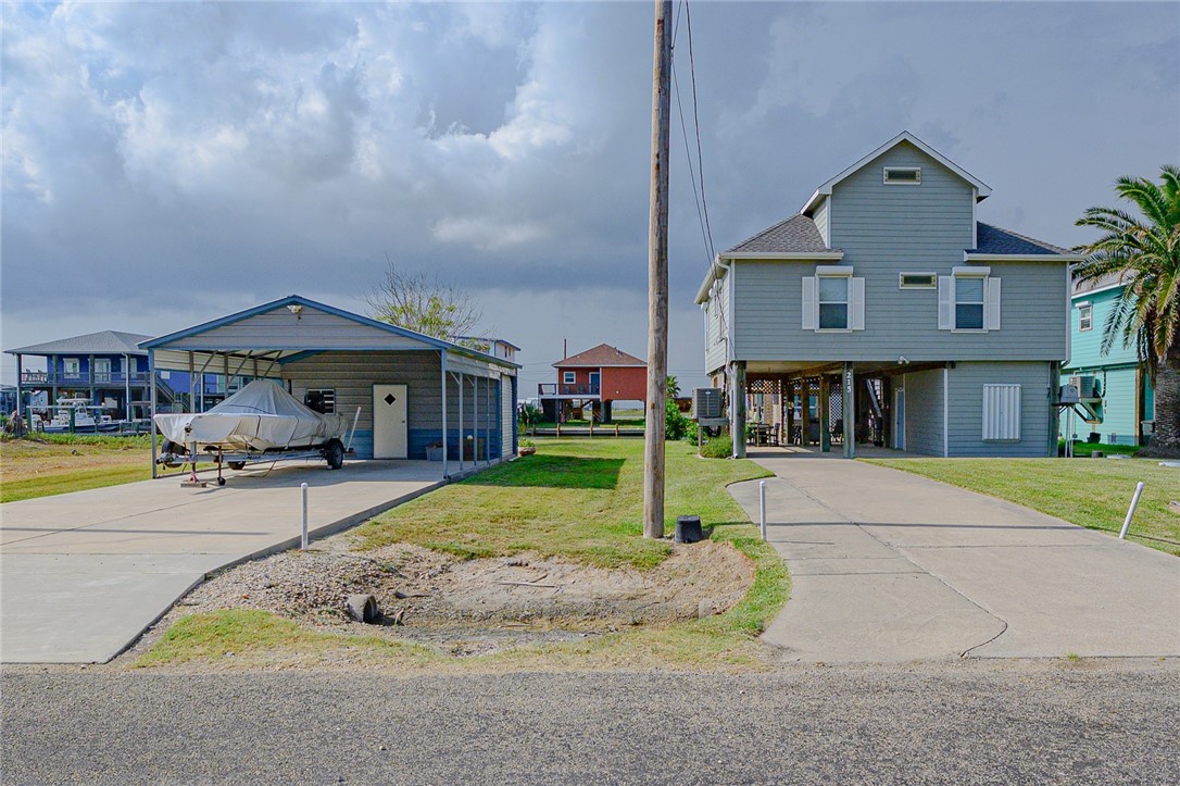 215 Sailfish Dr Property Photo 1