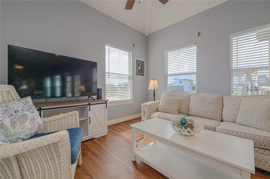 215 Sailfish Dr Property Photo 25
