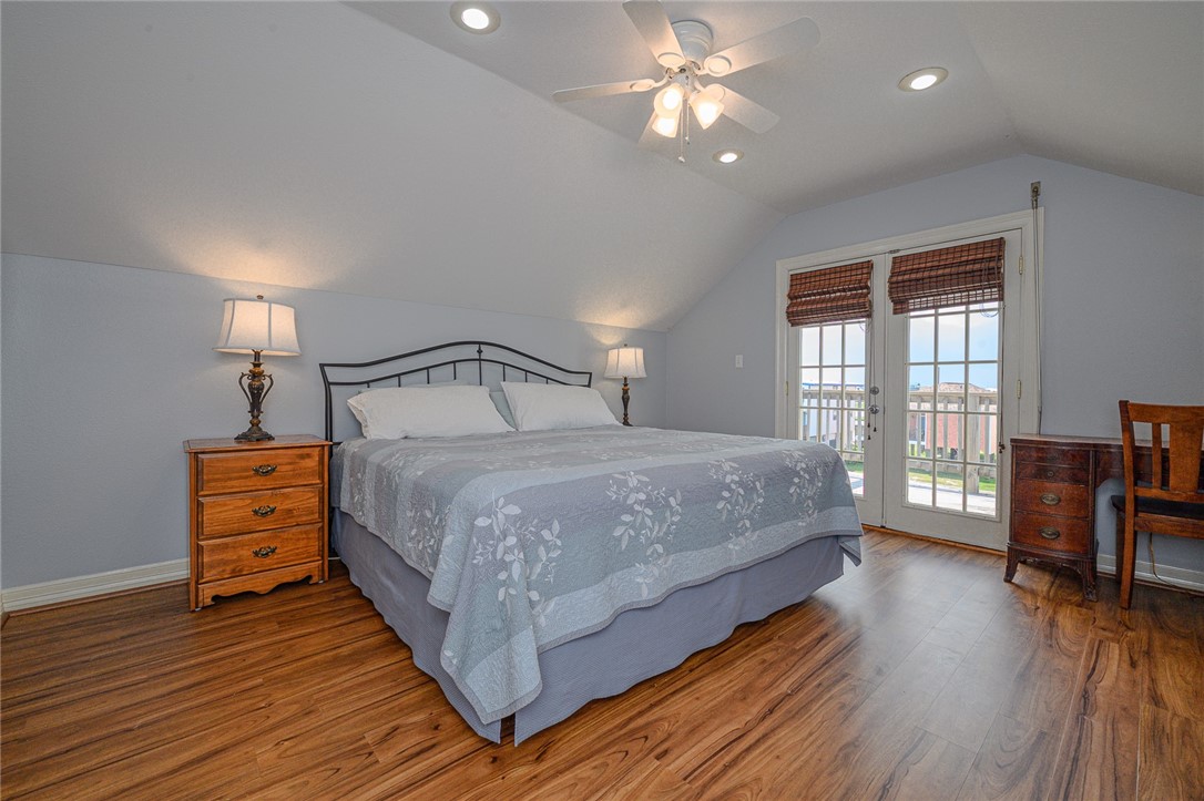 215 Sailfish Dr Property Photo 28