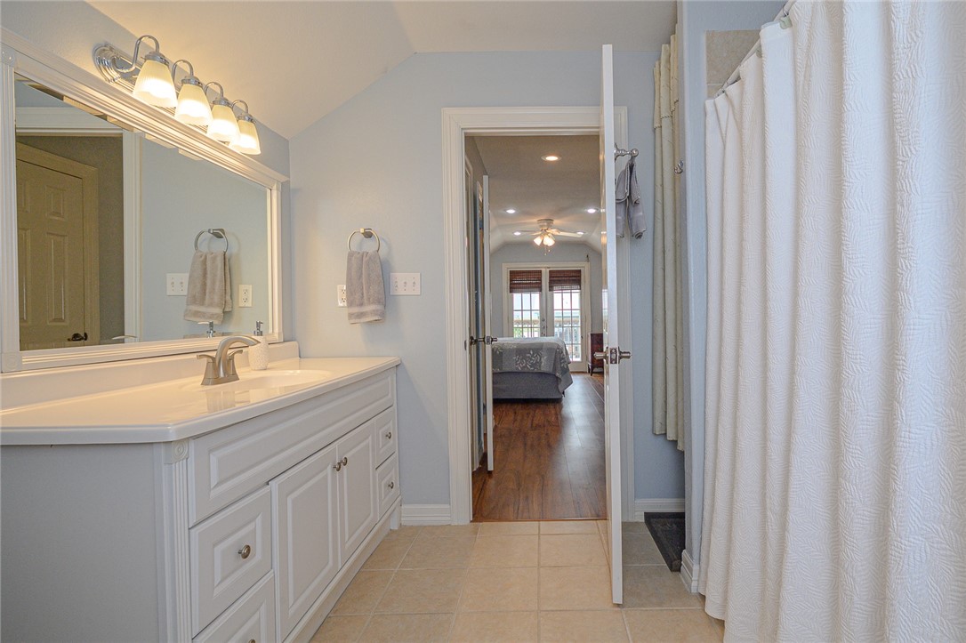 215 Sailfish Dr Property Photo 30