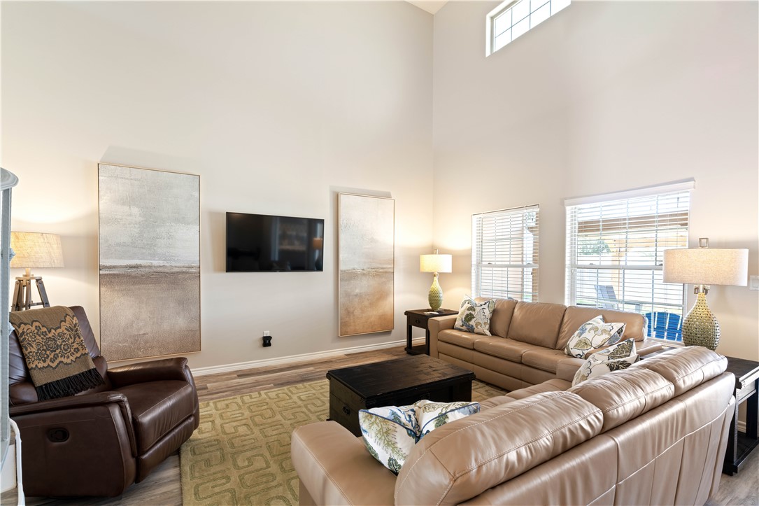 12 Olde Towne Lane Property Photo 7