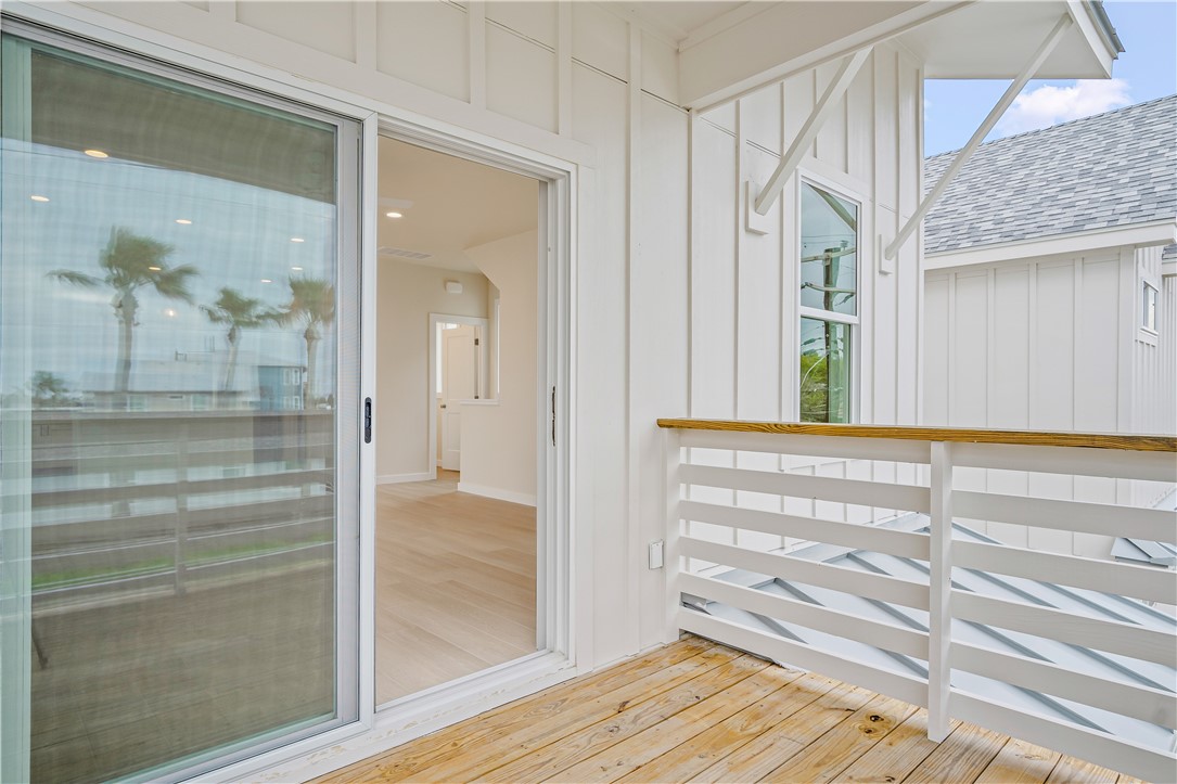 434 Oleander St 2 Property Photo 23