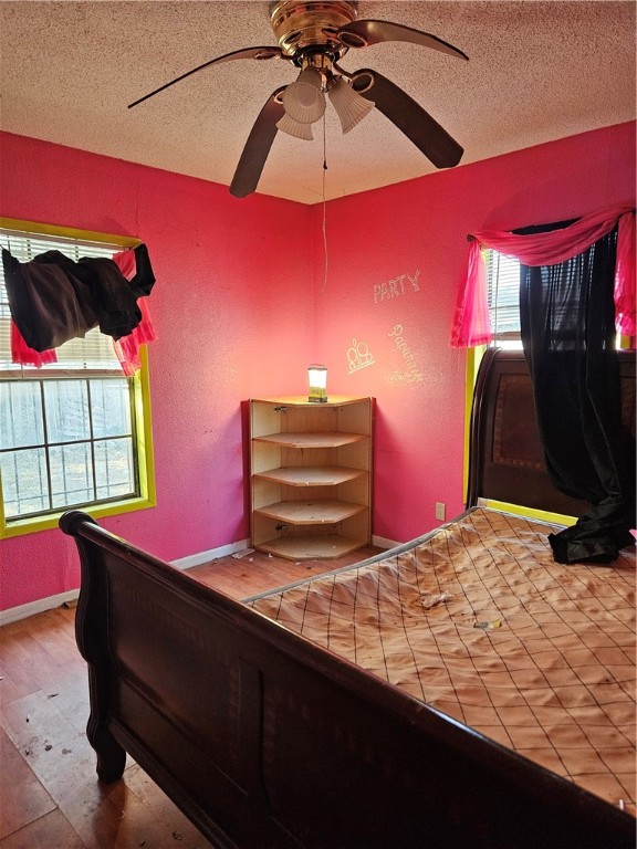 811 E Avenue D Property Photo 17