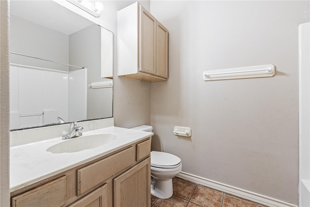 15110 Leeward Dr 102 Property Photo 20