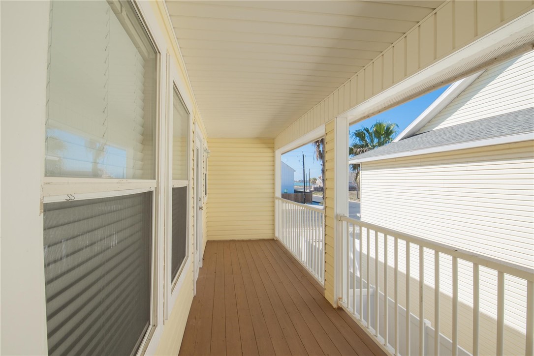 15110 Leeward Dr 102 Property Photo 25