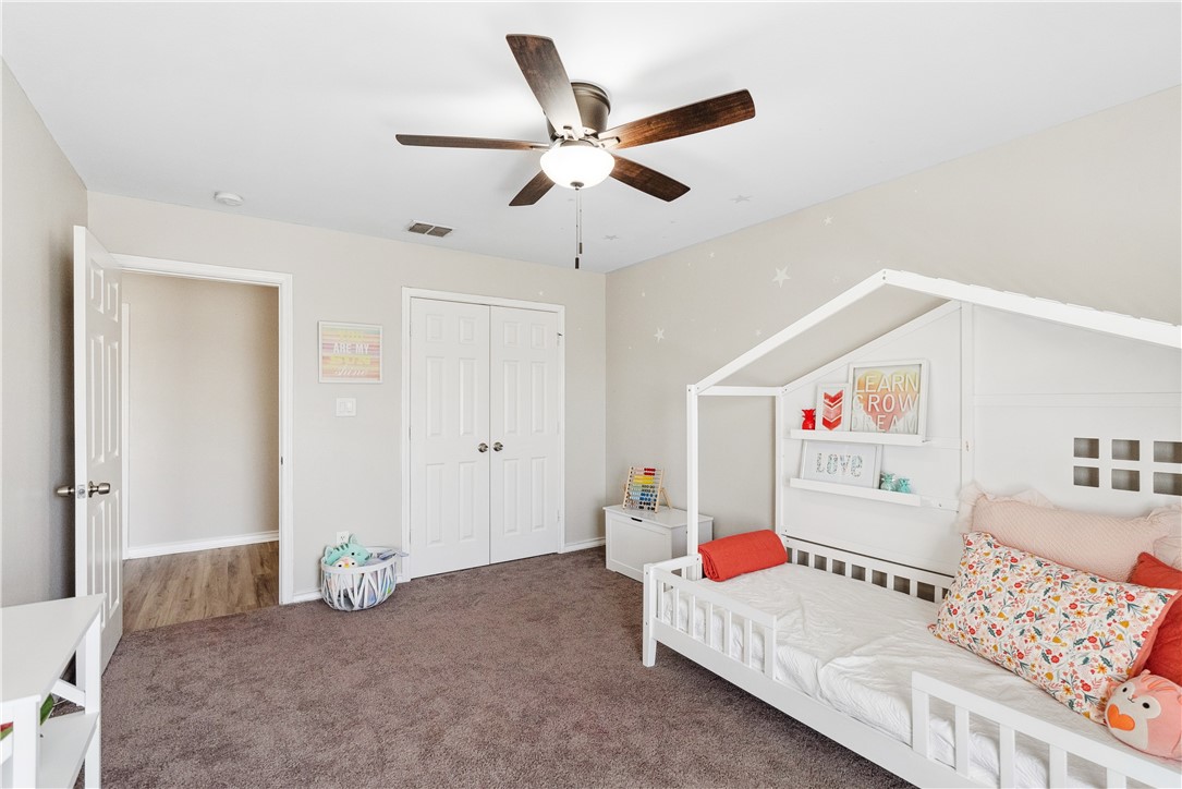 8222 Mima Property Photo 26
