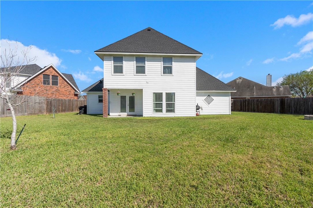 8222 Mima Property Photo 35