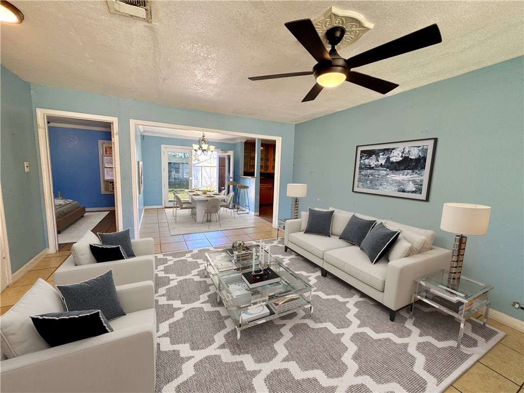 4457 Carlton St Property Photo 4