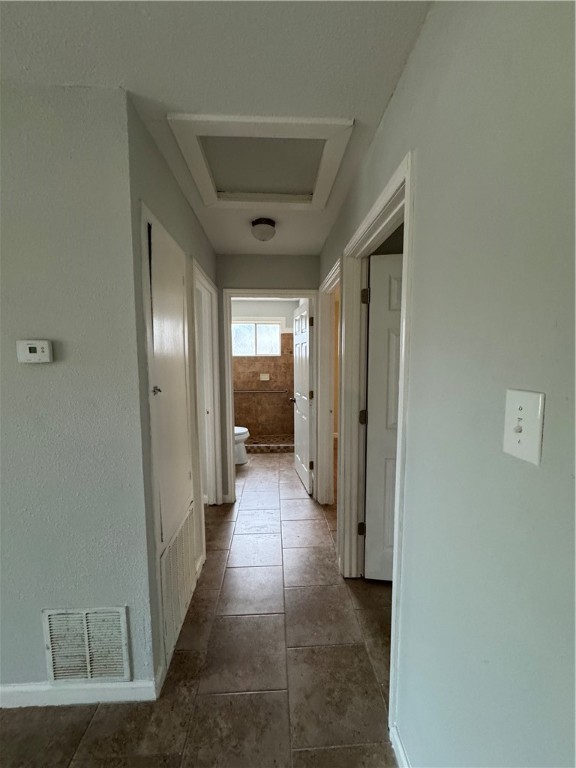 1821 Roslyn St Property Photo 8