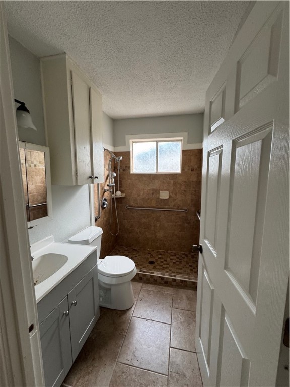 1821 Roslyn St Property Photo 9