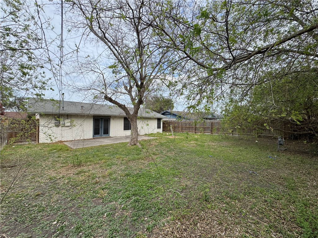 1821 Roslyn St Property Photo 13