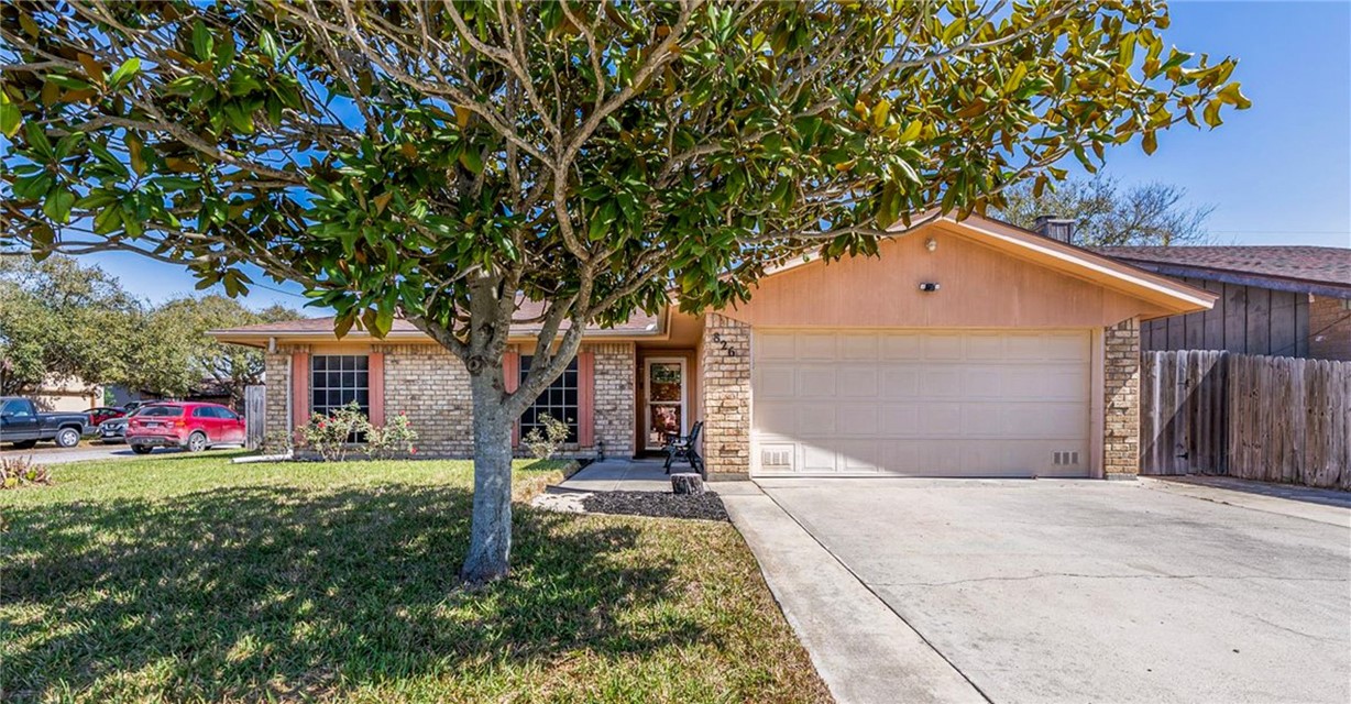 826 Mariana Dr Property Photo 1
