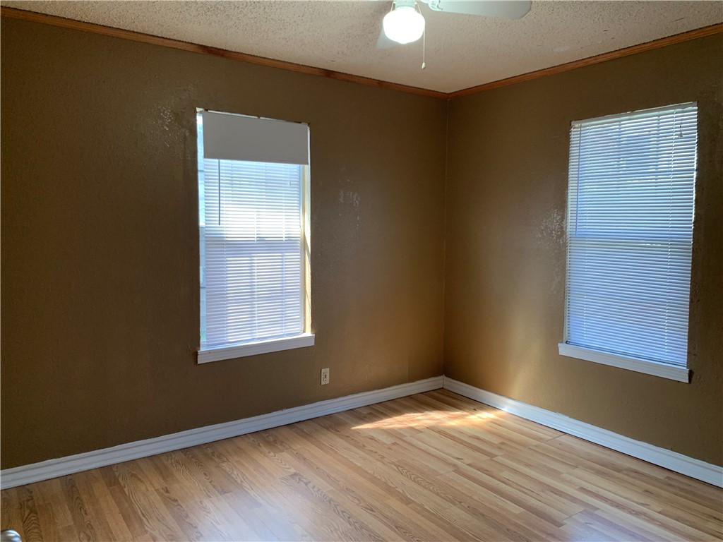 945 Rickey Dr Property Photo 8