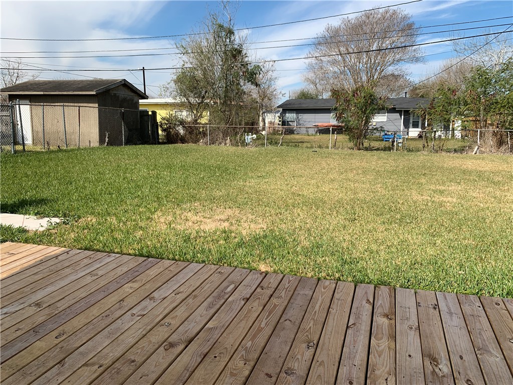945 Rickey Dr Property Photo 9