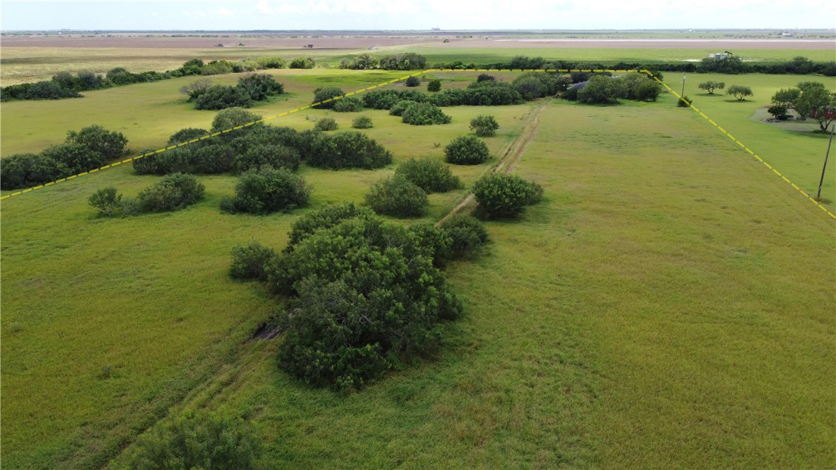 4871 Fm Rd 665 Property Photo