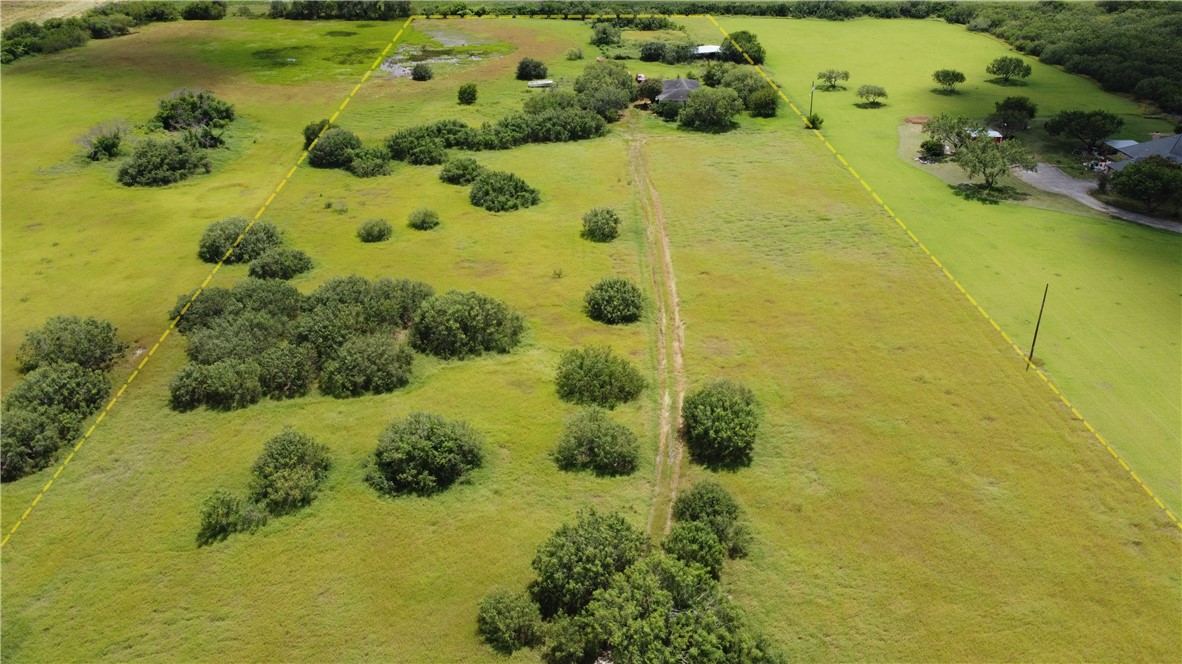 4871 Fm Rd 665 Property Photo 2