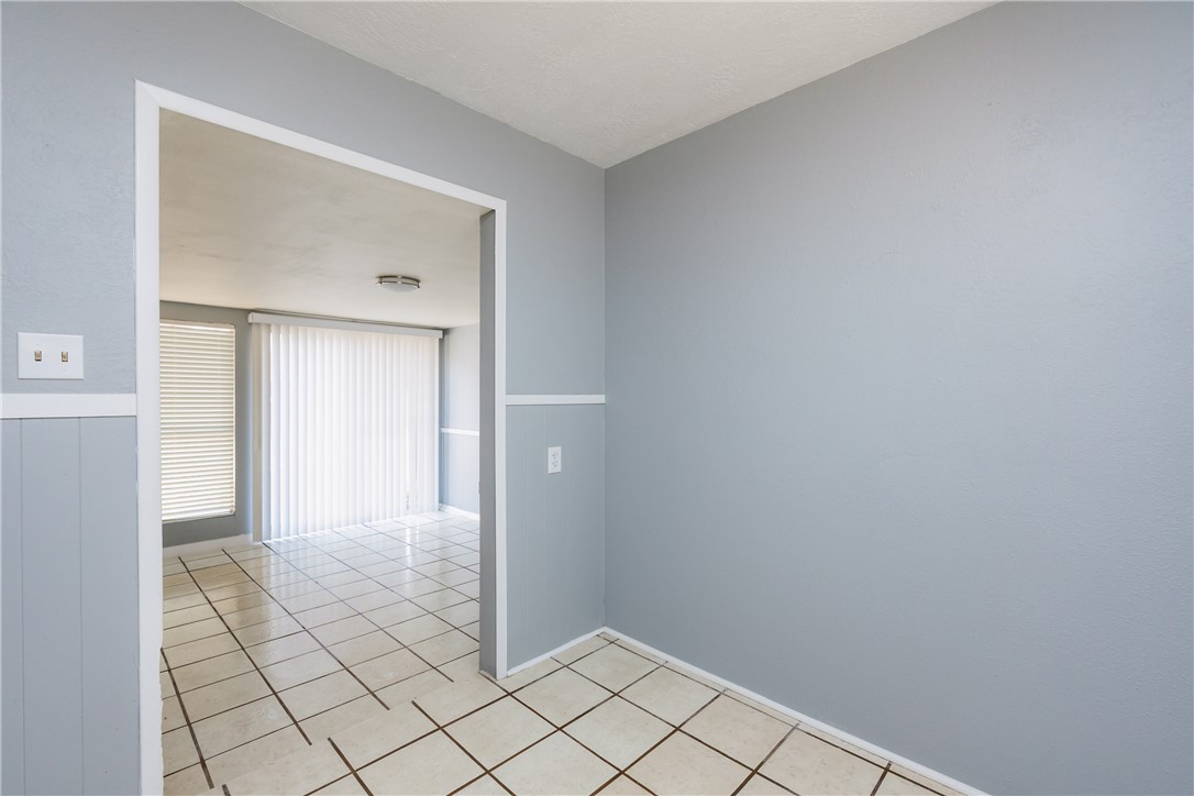 4705 Donegal Dr Property Photo 11