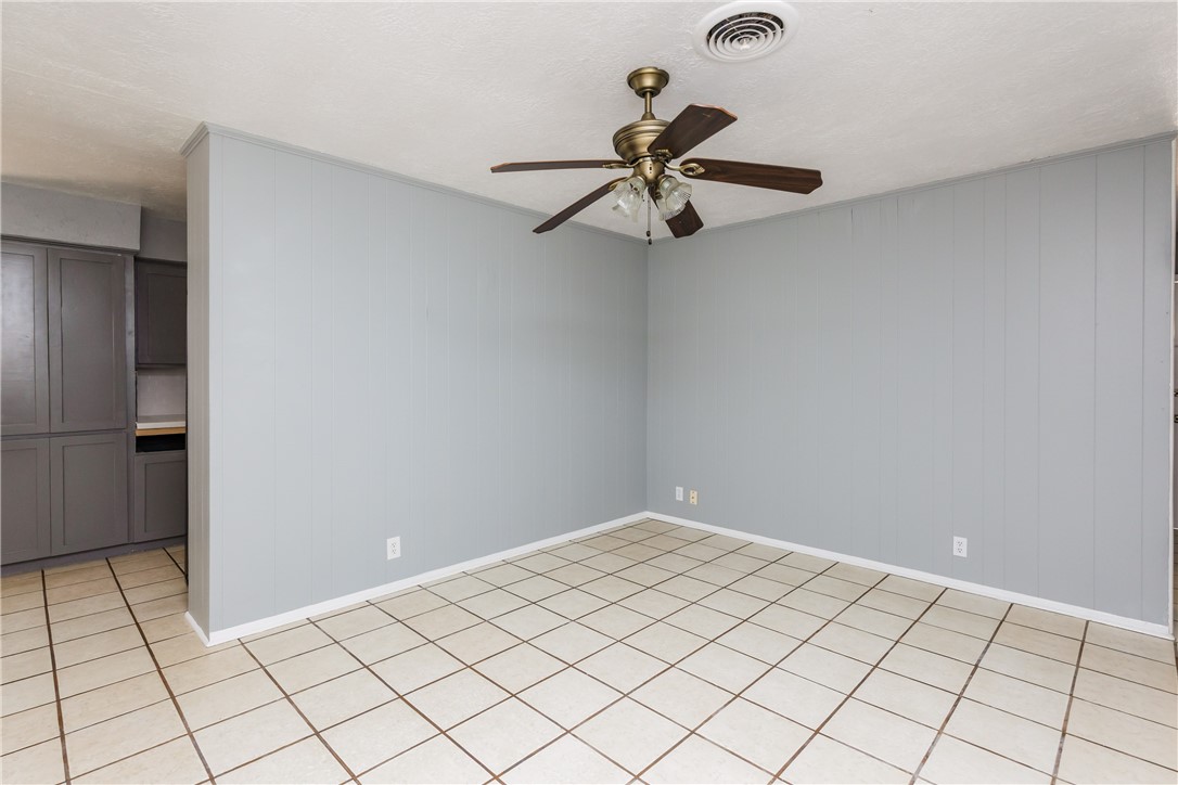 4705 Donegal Dr Property Photo 23