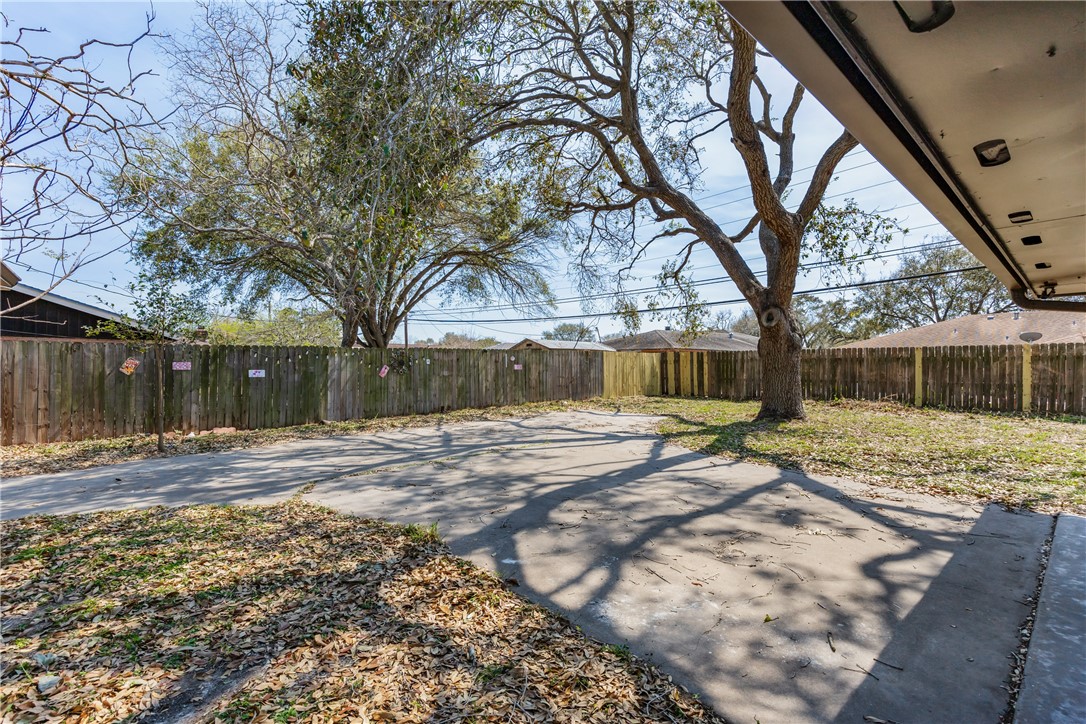 4705 Donegal Dr Property Photo 35