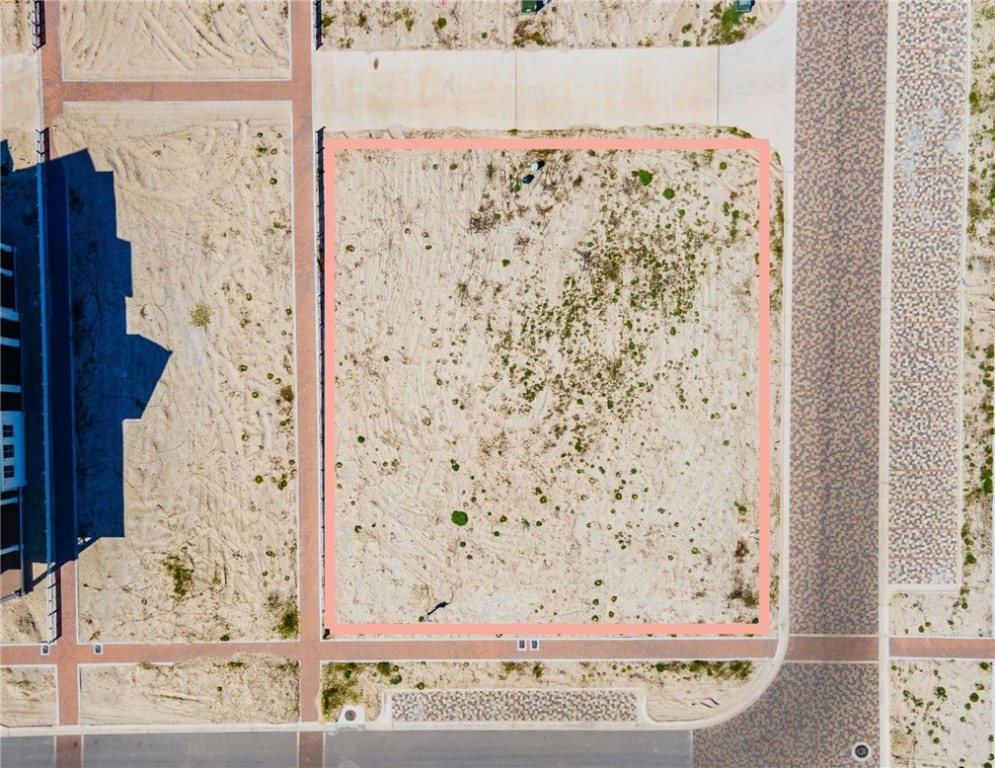 525 Coastline Dr Property Photo 4