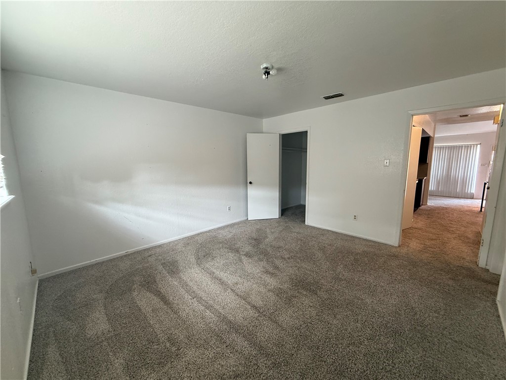 3705 Thornberry Ct Property Photo 8