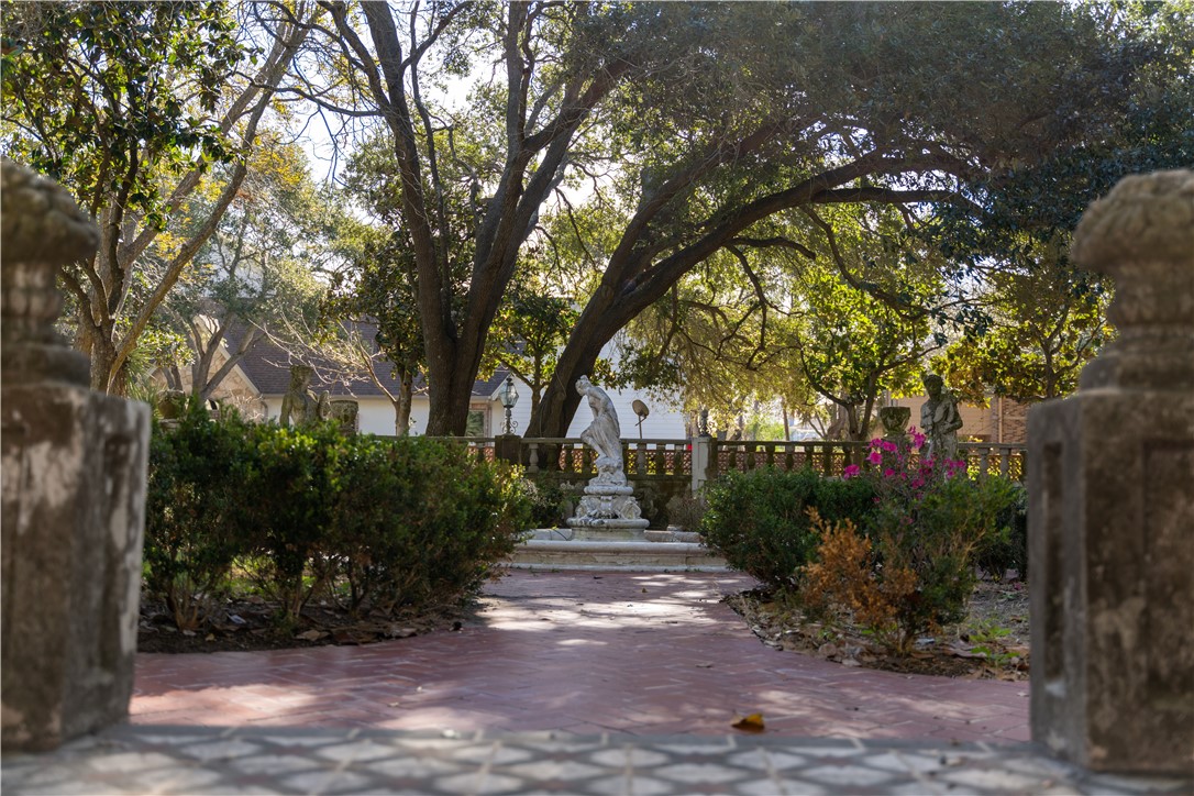 1717 Ocean Dr Property Photo 37