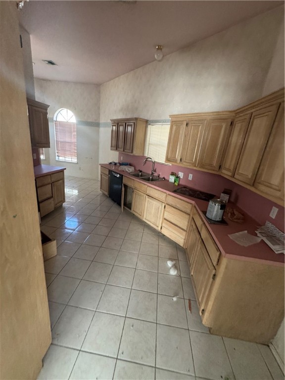 7314 S Ridge Ct Property Photo 6