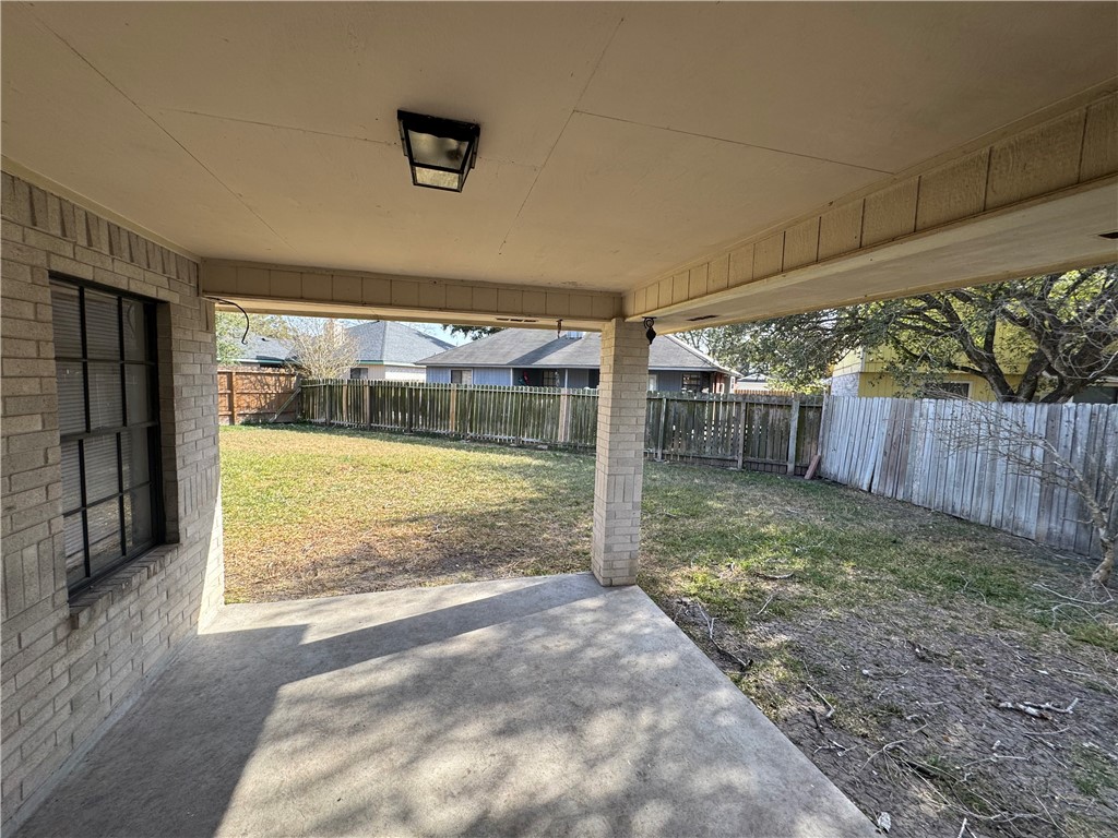 7314 S Ridge Ct Property Photo 10