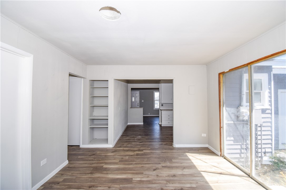 3605 Poplar St Property Photo 10