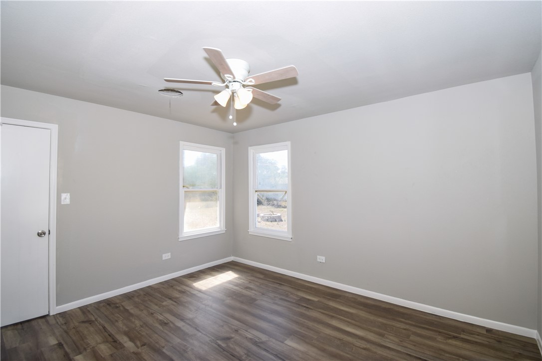 3605 Poplar St Property Photo 14