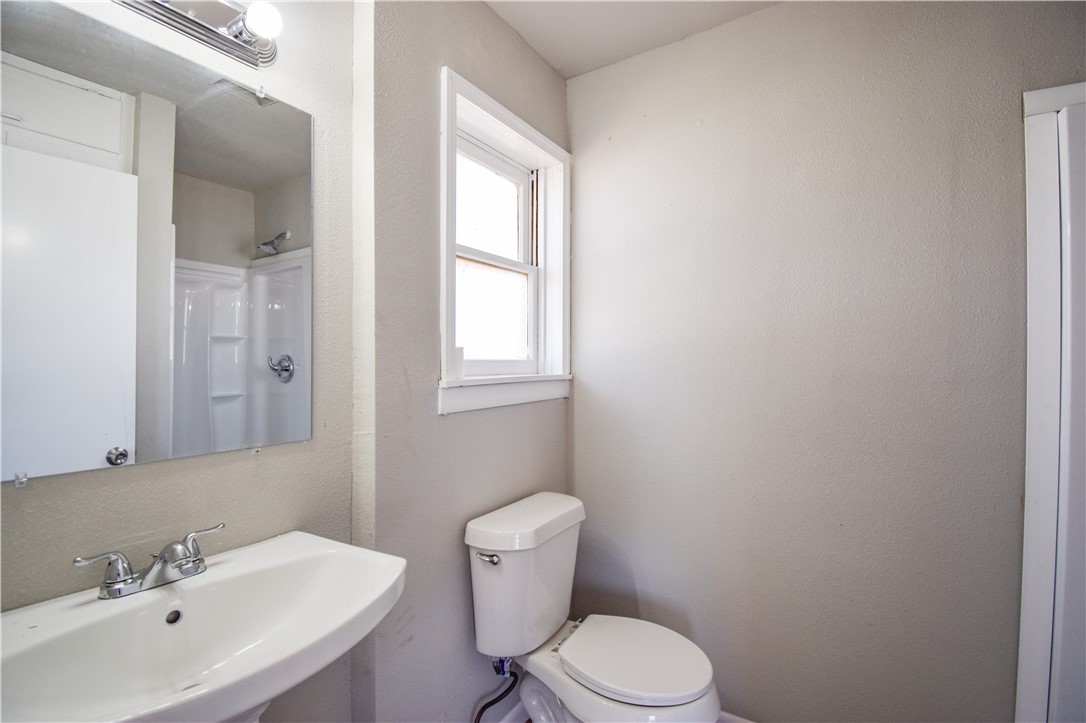 3605 Poplar St Property Photo 16