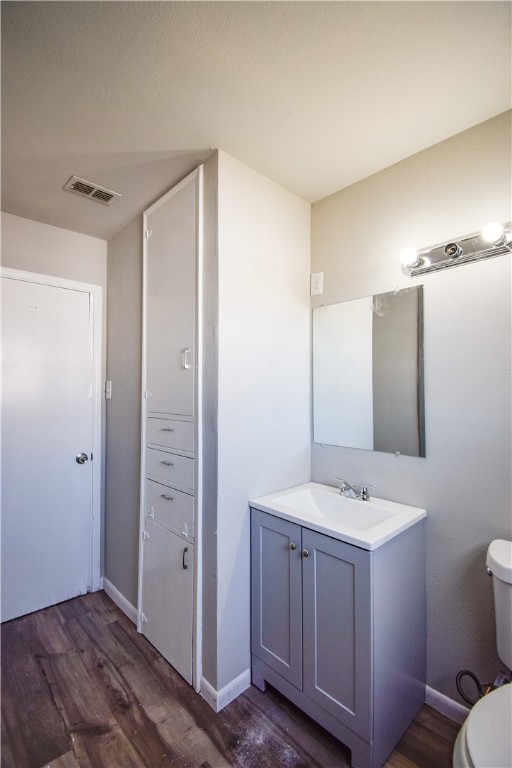 3605 Poplar St Property Photo 24