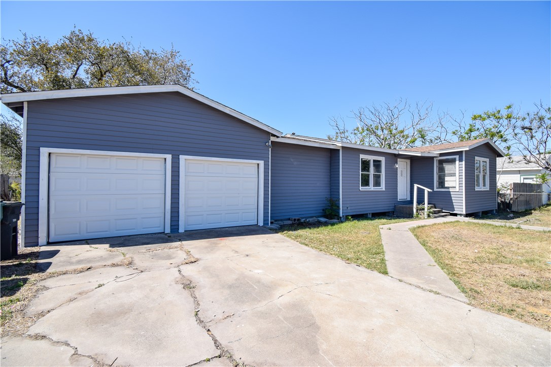3605 Poplar St Property Photo 36