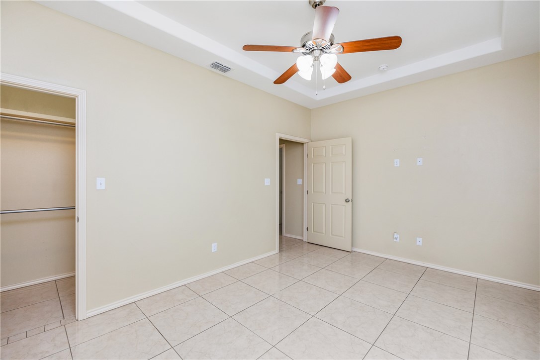 1119 E Henrietta Ave Property Photo 24