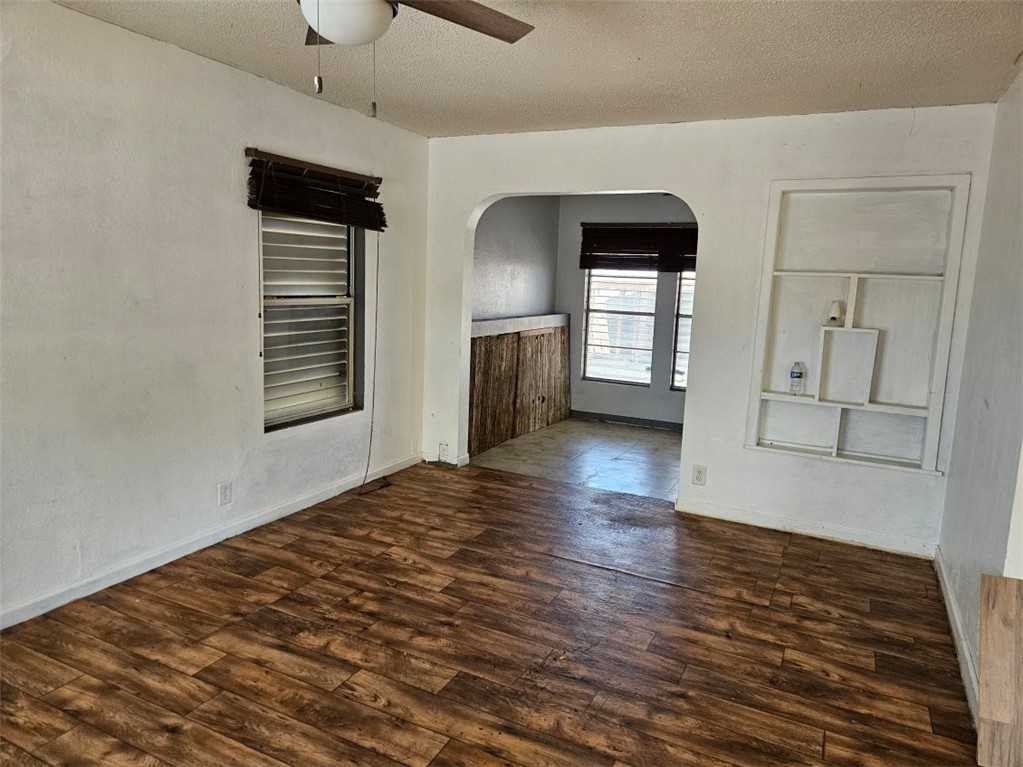 5018 Bevly Dr Property Photo 6