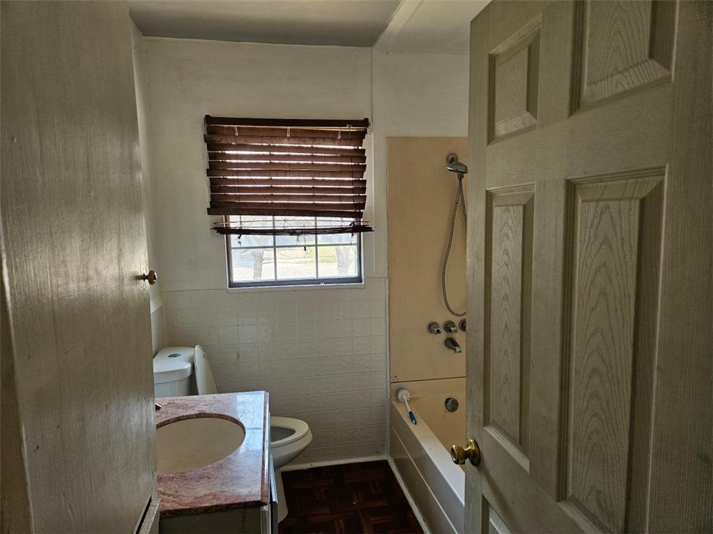 5018 Bevly Dr Property Photo 8